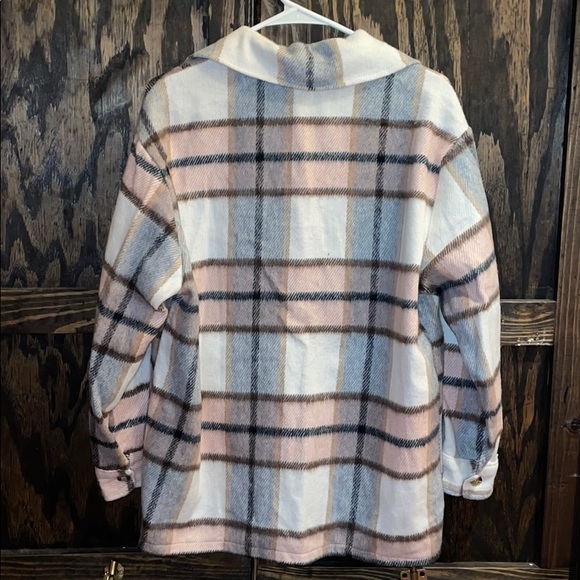 NWT Flannel Jacket❤️❤️❤️❤️❤️❤️ - Picture 2 of 8